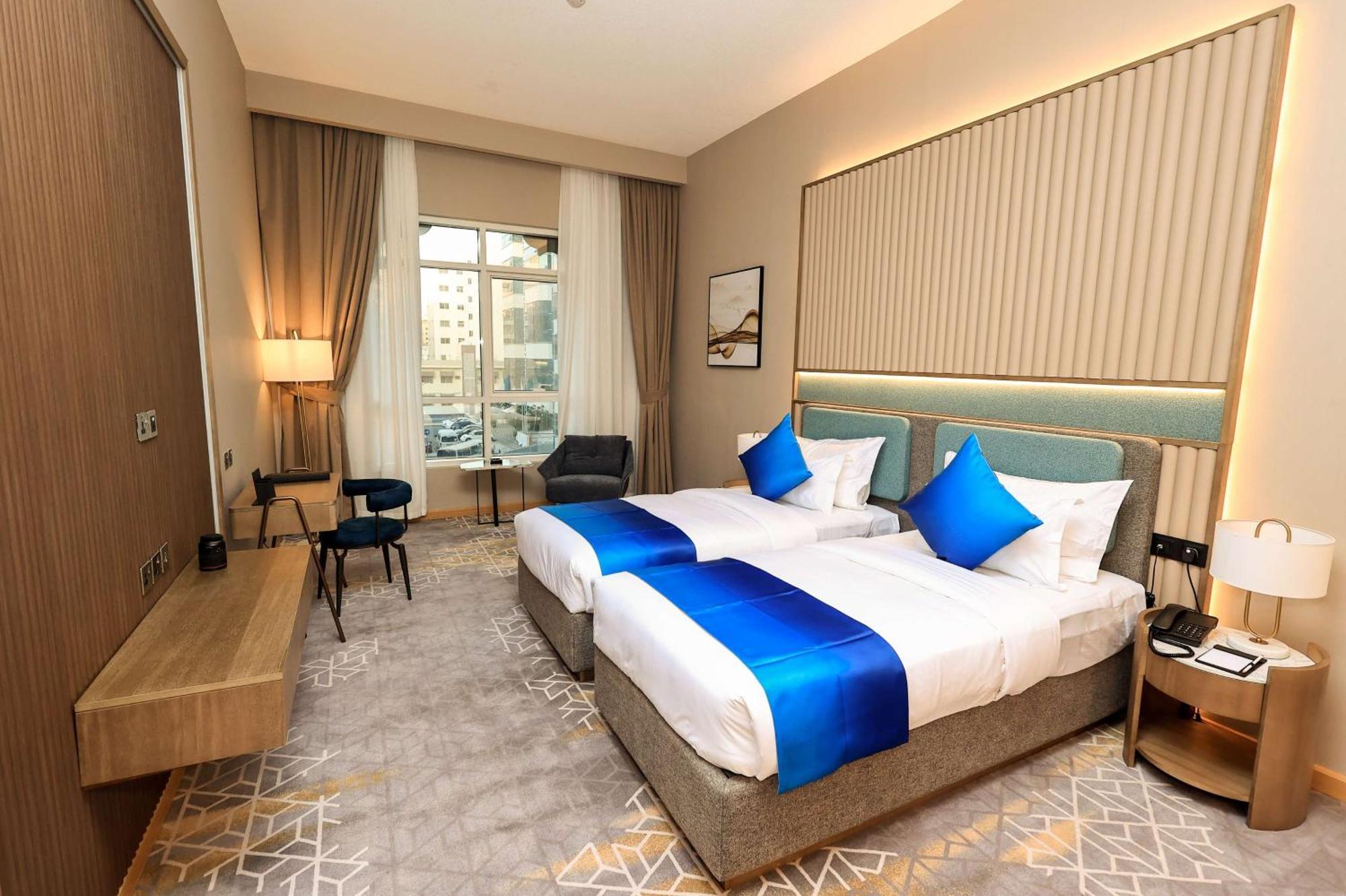 Best Western Premier M Four Hotel Дубай Екстериор снимка