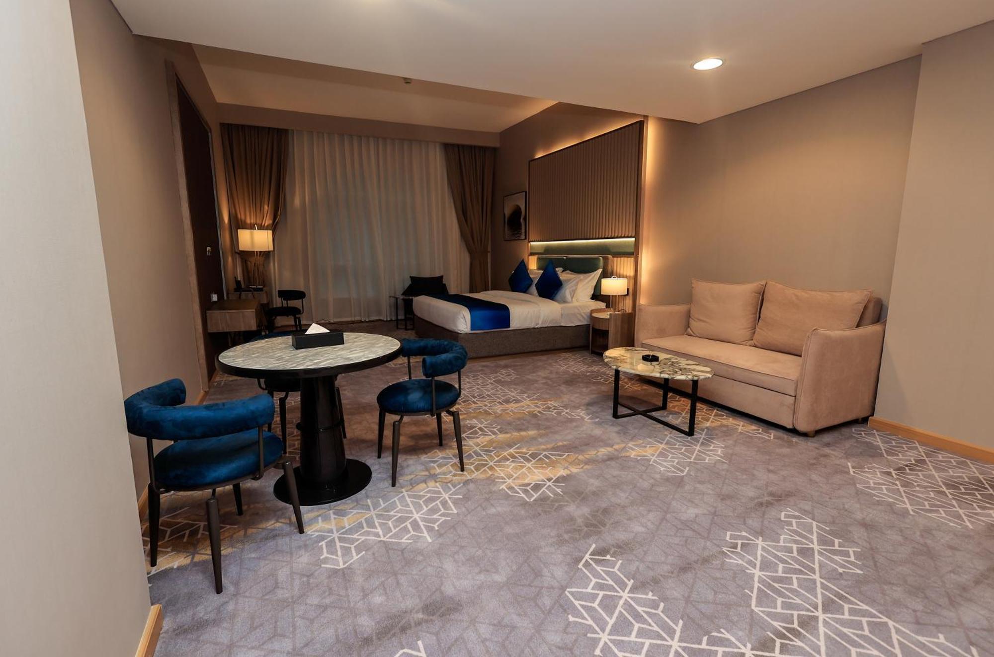 Best Western Premier M Four Hotel Дубай Екстериор снимка