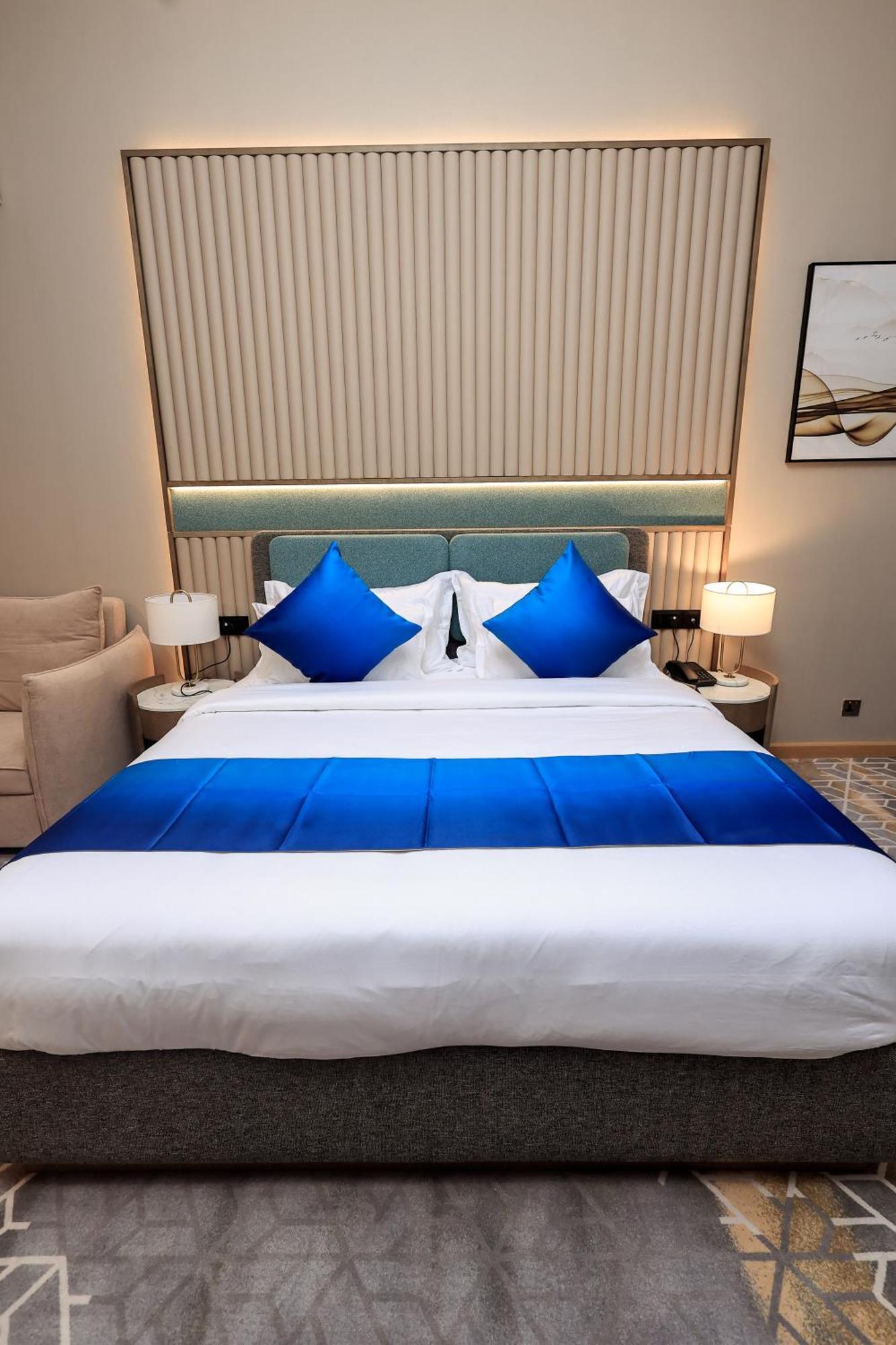 Best Western Premier M Four Hotel Дубай Екстериор снимка
