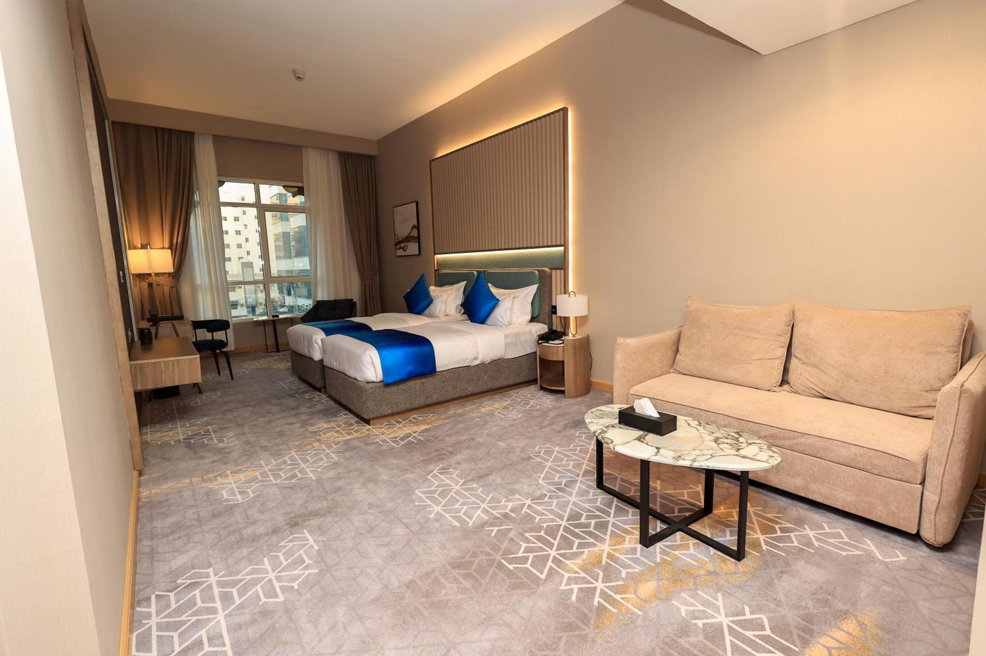 Best Western Premier M Four Hotel Дубай Екстериор снимка