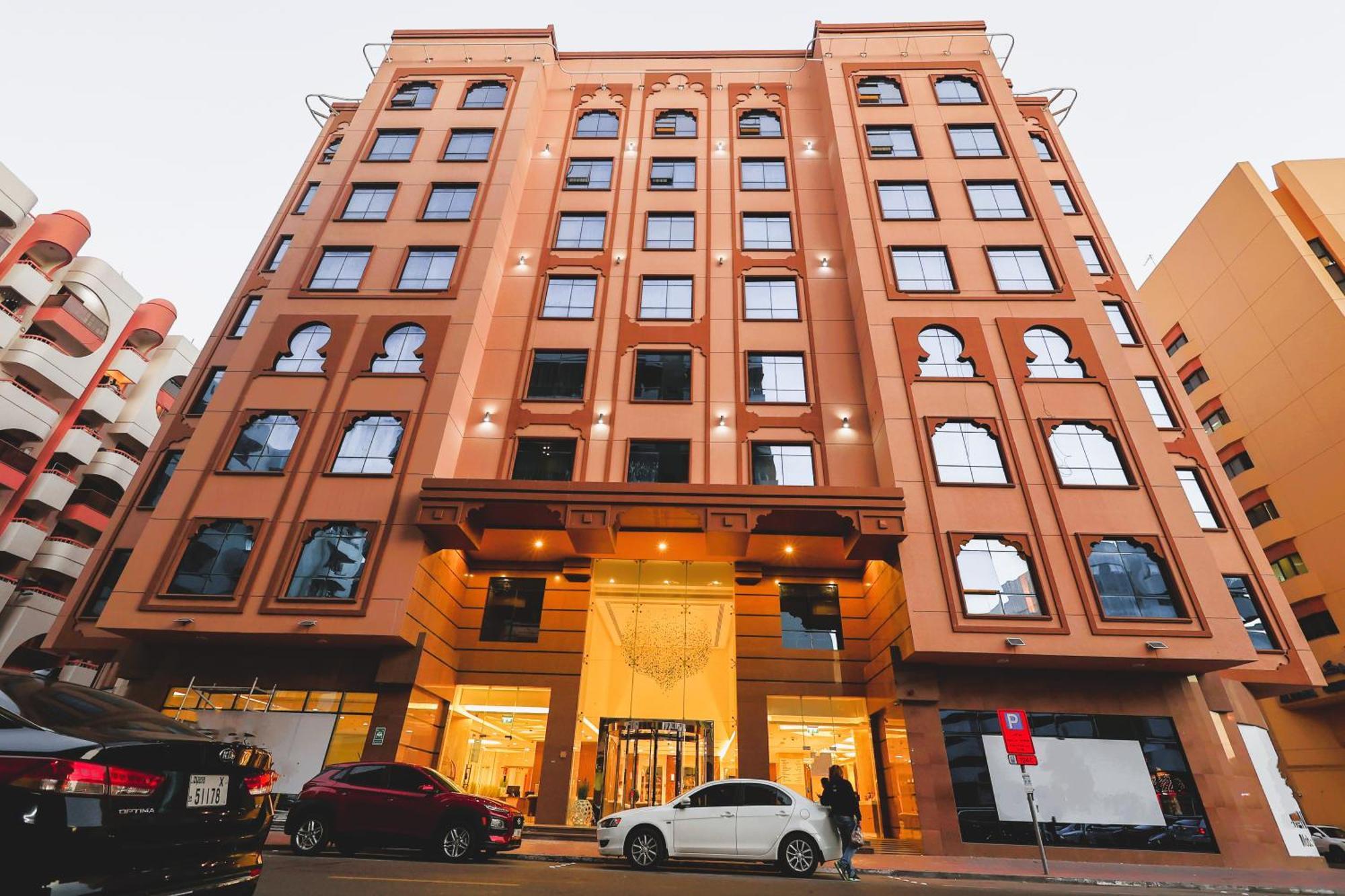 Best Western Premier M Four Hotel Дубай Екстериор снимка